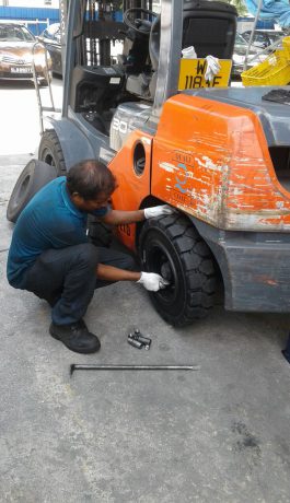 tyre change